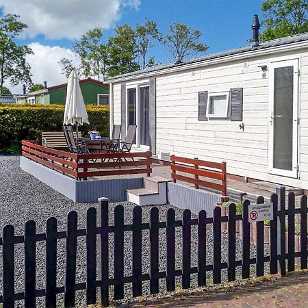 3 Bedroom Stunning Stacaravan In Tzummarum Eksteriør billede
