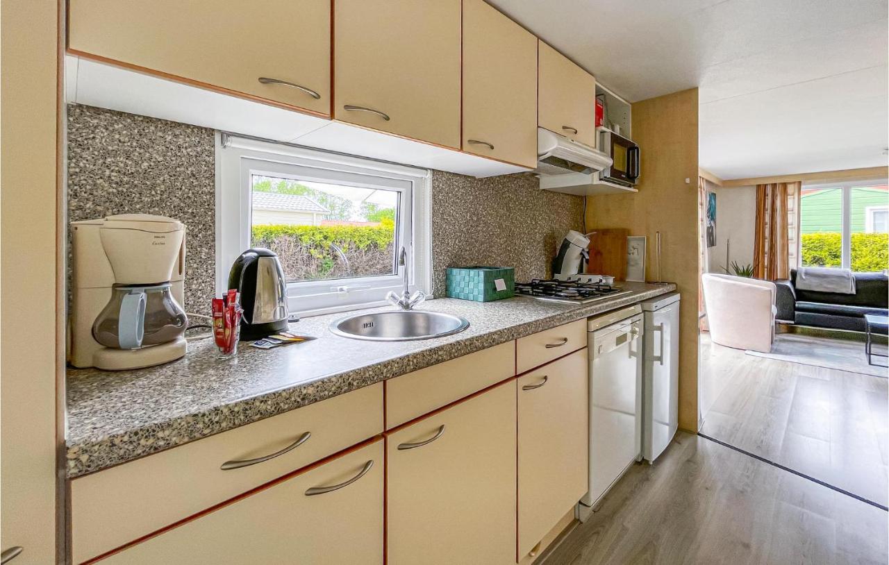 3 Bedroom Stunning Stacaravan In Tzummarum Eksteriør billede